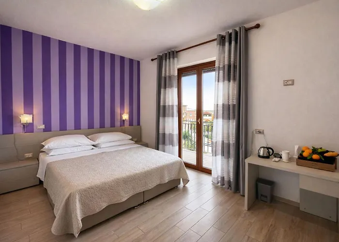 English ゲストハウス