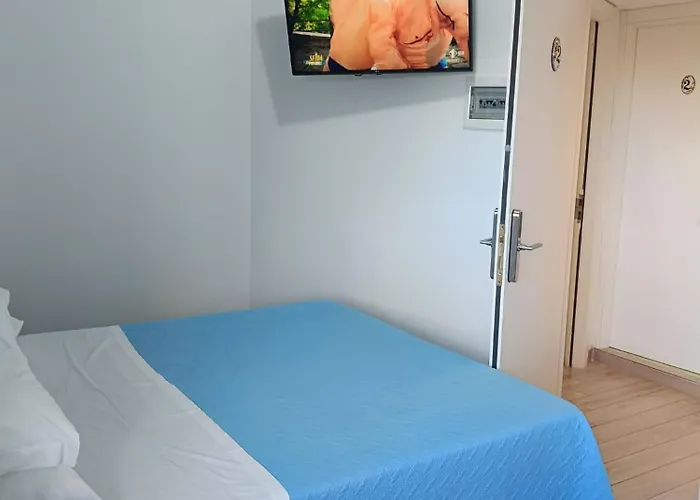 English ゲストハウス 3*