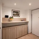 English Guest house 3*